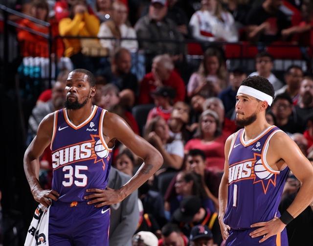 九游体育官方网站-杜兰特布克带头防守！太阳新阵新风貌 沃帅心不慌